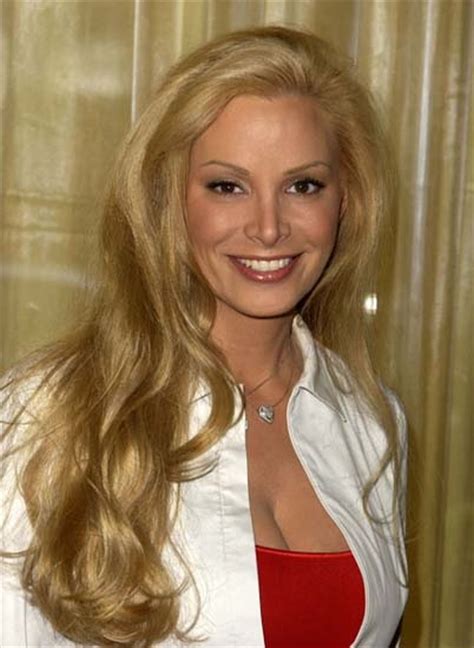 cindy margolis banana  she is one of famous Model with the age 55 years old group